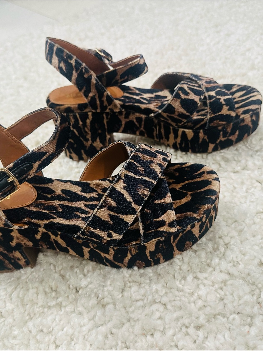 Gianni Bini Leopard Velvet Print Platform Sandals with Ankle Strap - New - Picture 5 of 9